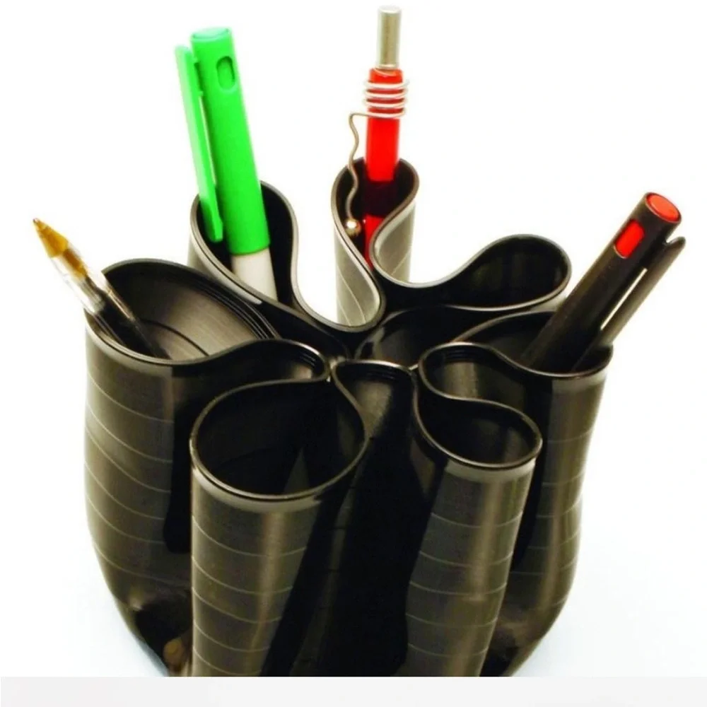 Pen holder